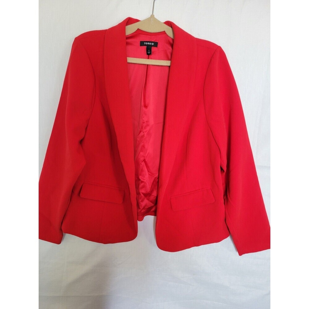 Torrid Women's Blazer Red Open Front Long Sleeve Size 1 Classic Jacket Collared